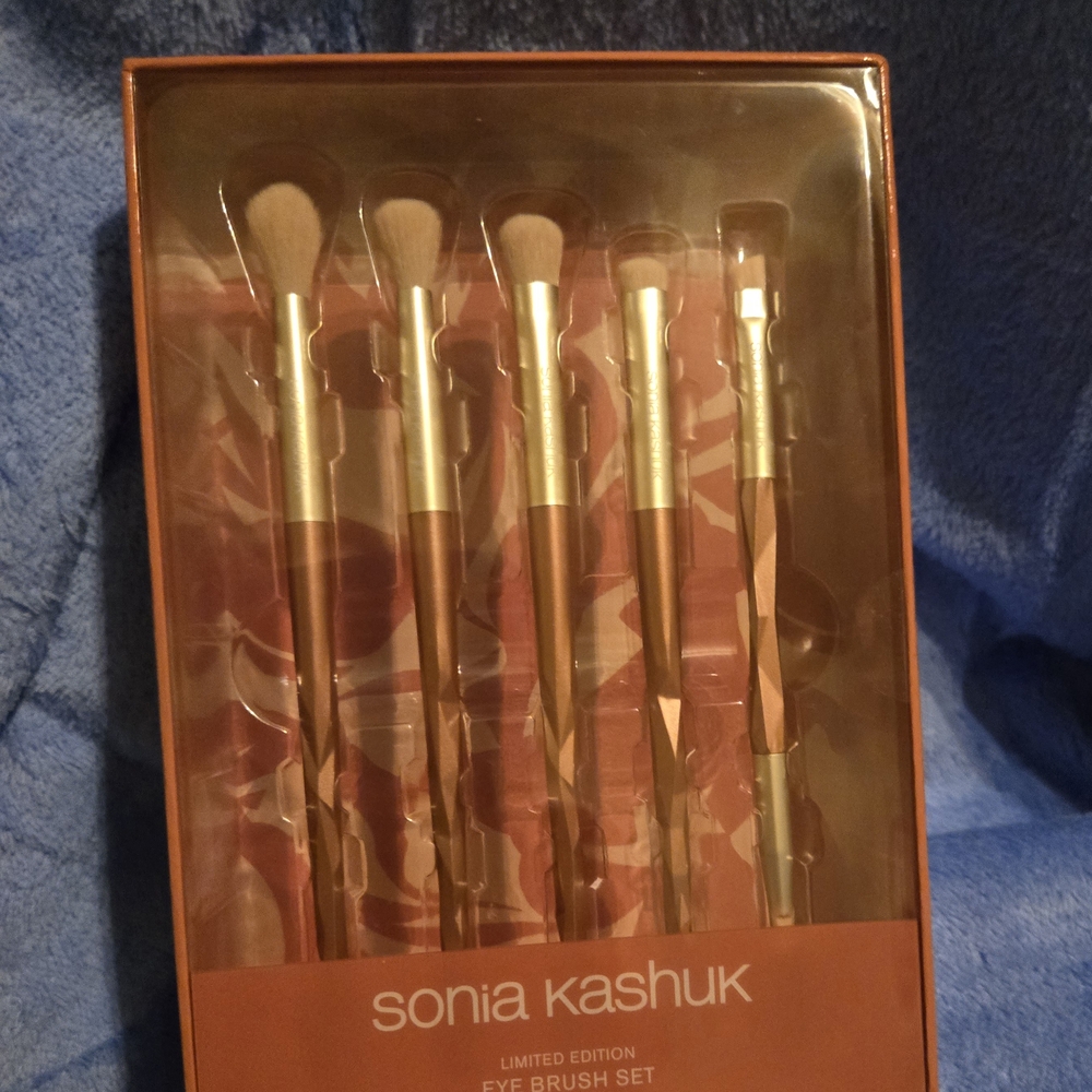 Sonia Kashuk Gold and Brown Eye Brush Collection